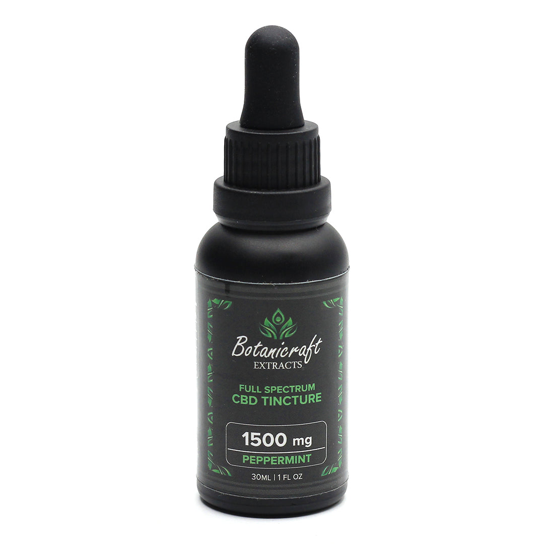 Bottle of 1500 mg full spectrum CBD oil | Peppermint Flavor | Botanicraft Extracts