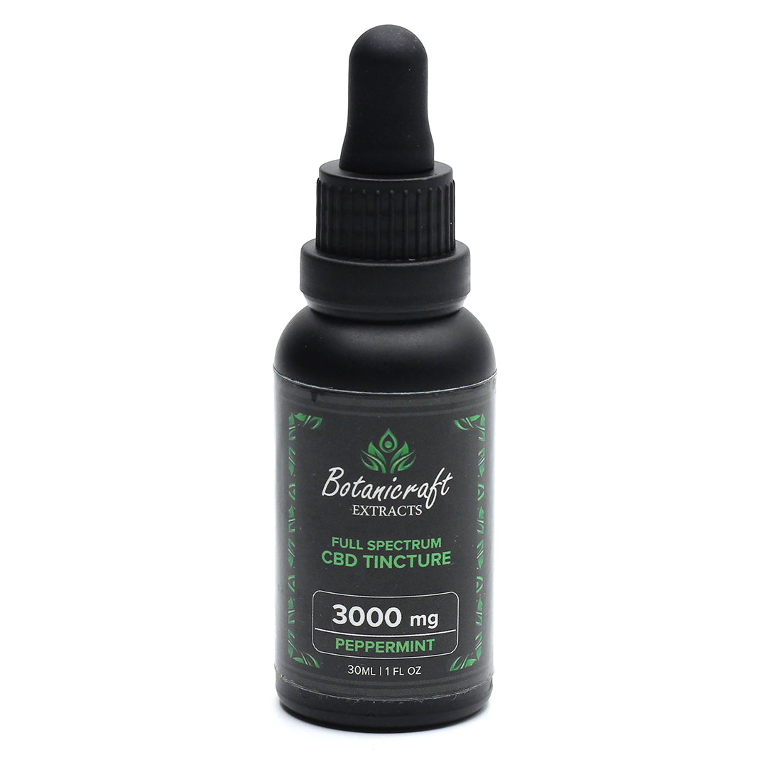 Bottle of 3000 mg full spectrum CBD oil | Peppermint Flavor | Botanicraft Extracts